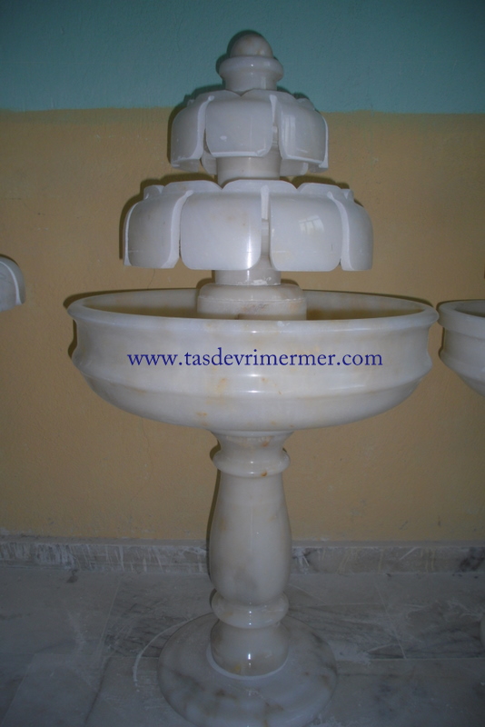 Yapraklı Salon  Fıskiyesi